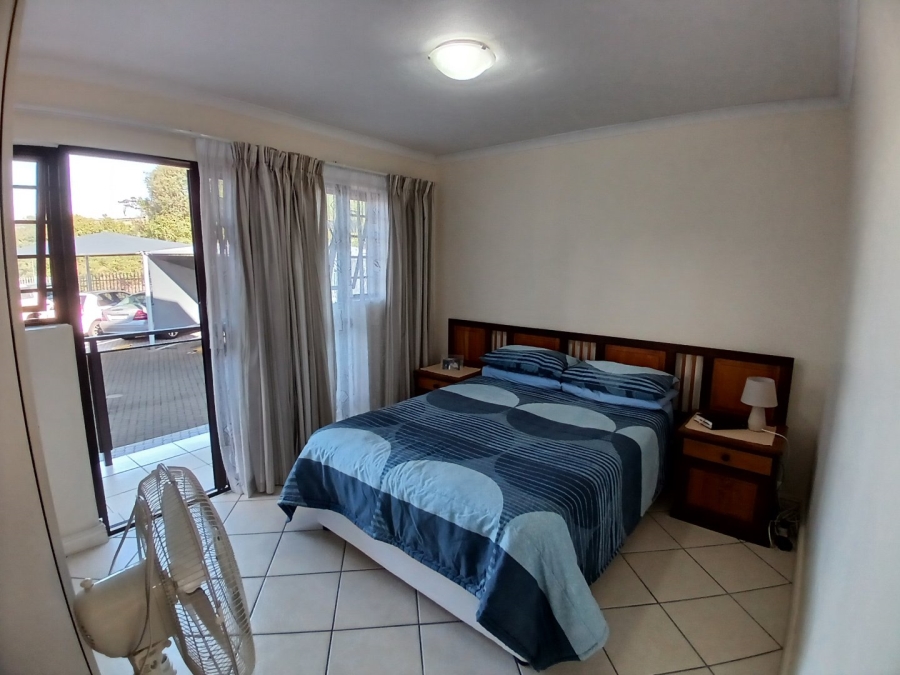 2 Bedroom Property for Sale in Hartenbos Central Western Cape
